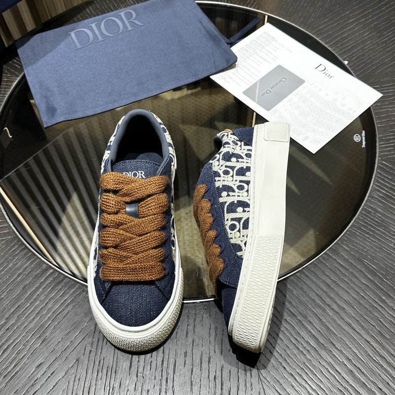 DR B33 SNEAKER