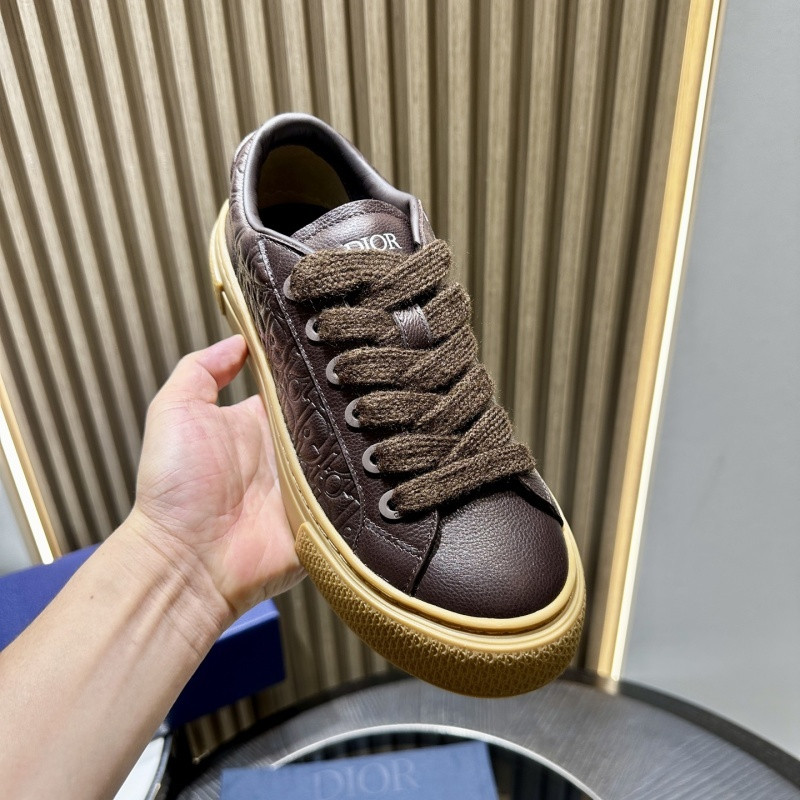 DR B33 SNEAKER