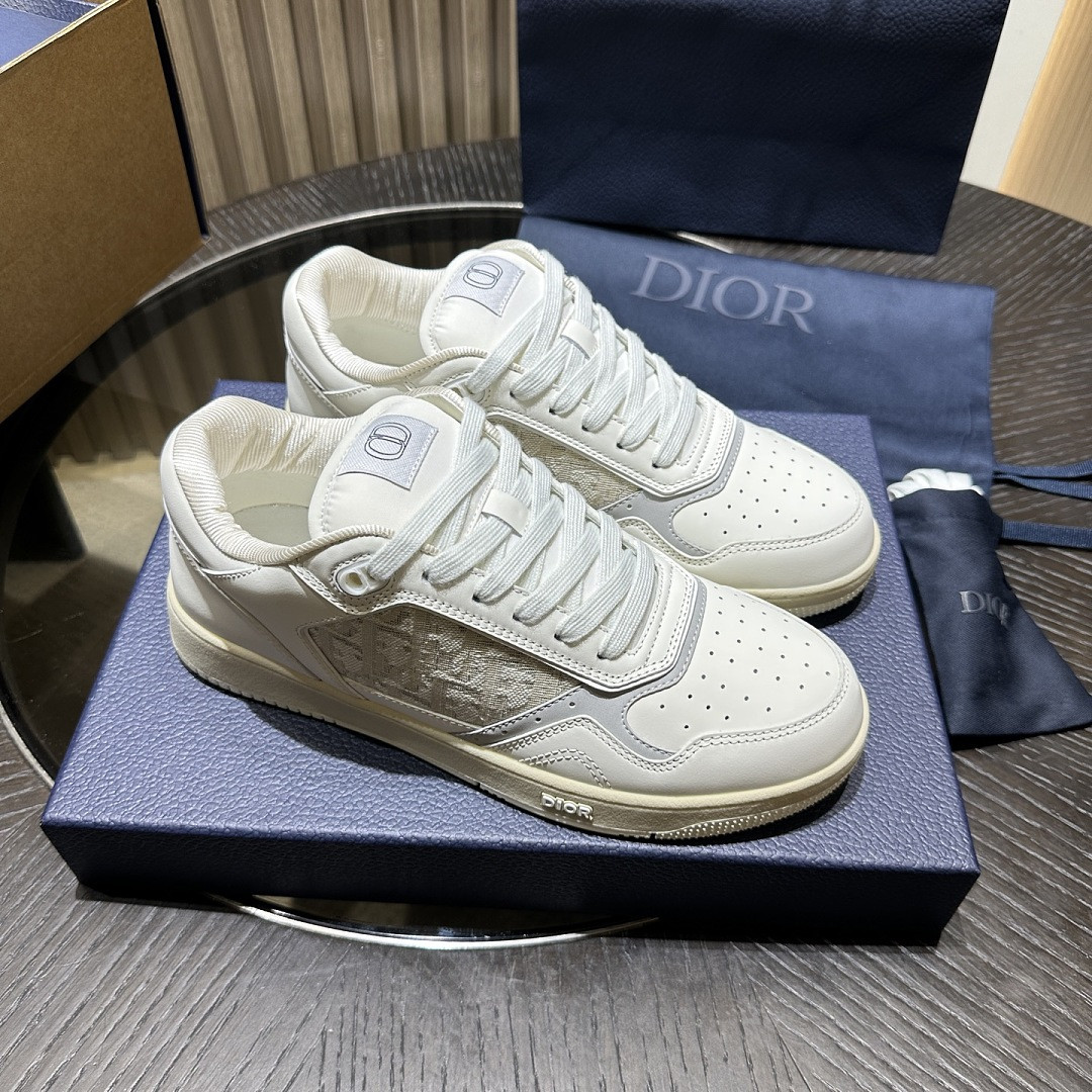 D10r SNEAKERS