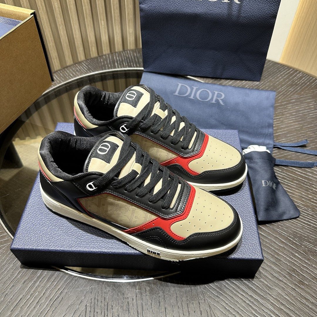 D10r SNEAKERS