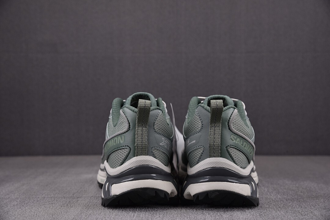Salomon XT-6 