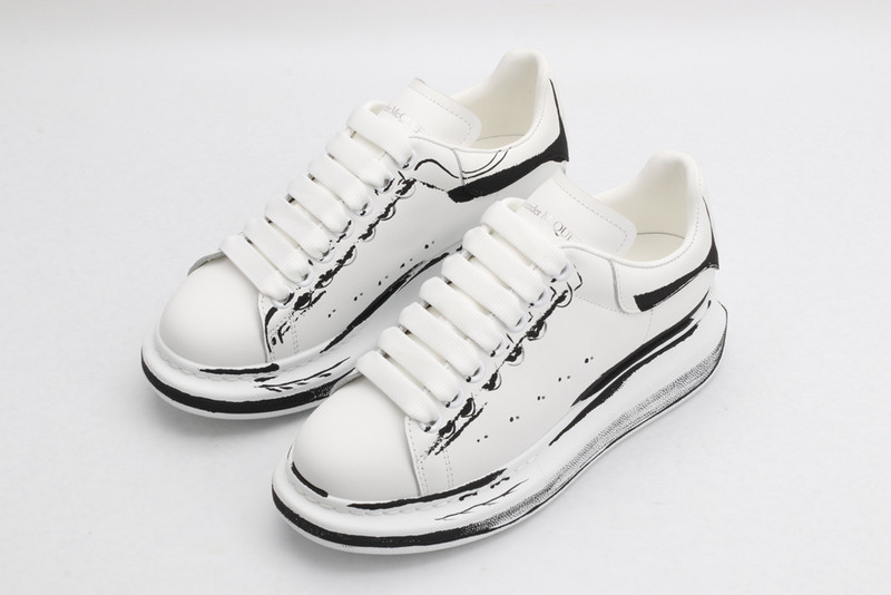 ALEXANDER MCQUEEN SNEAKER
