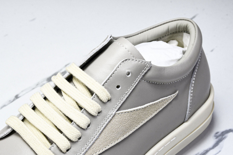 RICK 0WENS SNEAKERS
