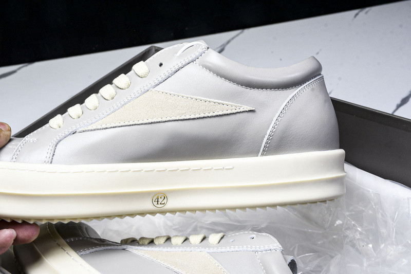 RICK 0WENS SNEAKERS