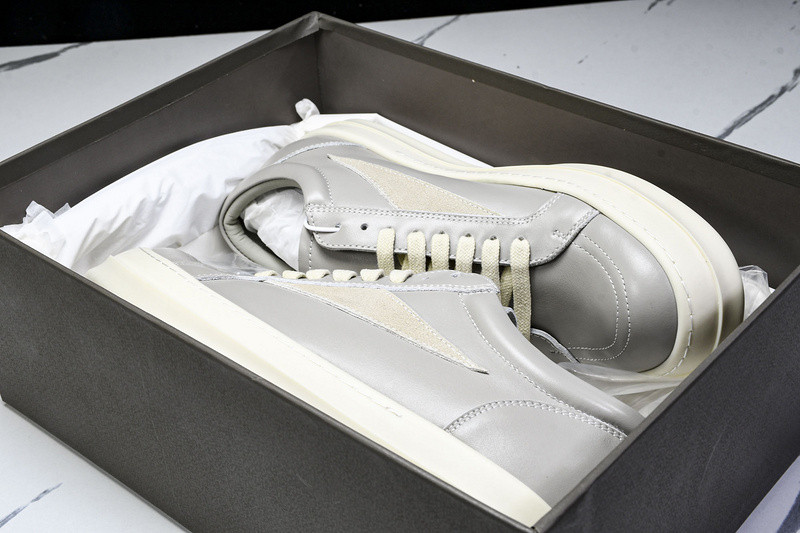 RICK 0WENS SNEAKERS