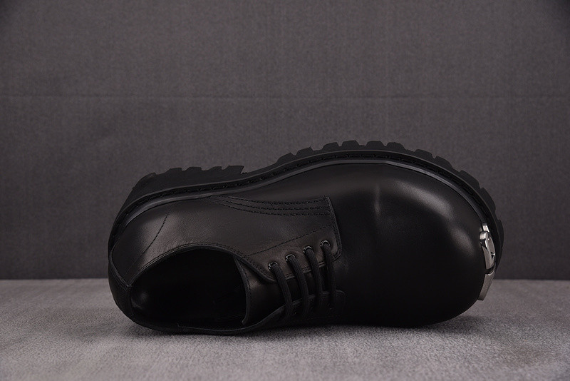 RICK 0WENS SNEAKERS