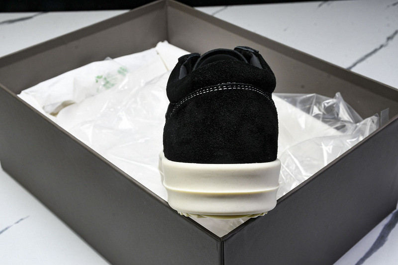 RICK 0WENS SNEAKERS