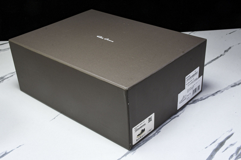 RICK 0WENS SNEAKERS