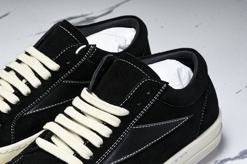 RICK 0WENS SNEAKERS