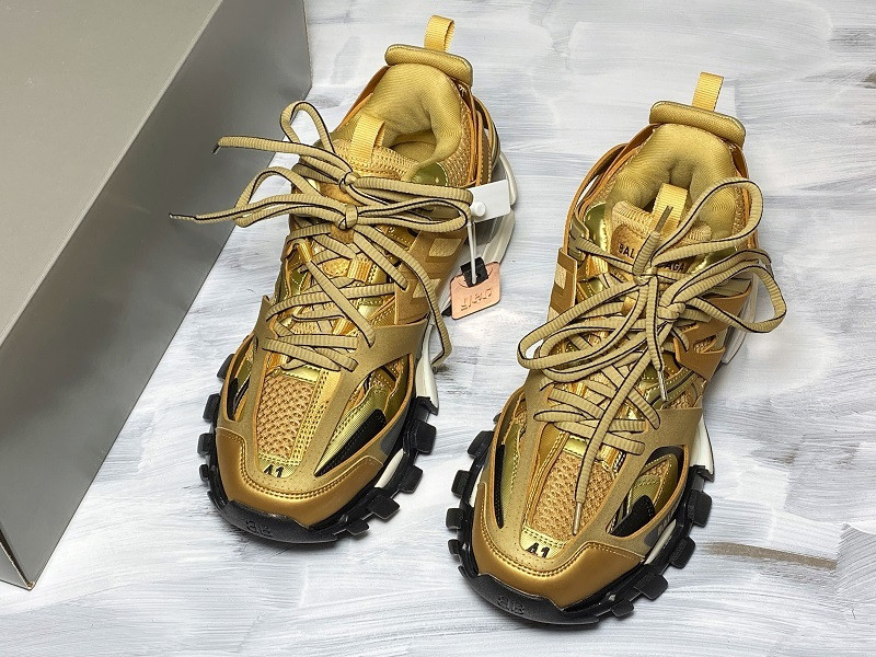 Ba*len*cia*ga tess s. gomma trek low top sneakers (gold) 542023 w2cd1 8000