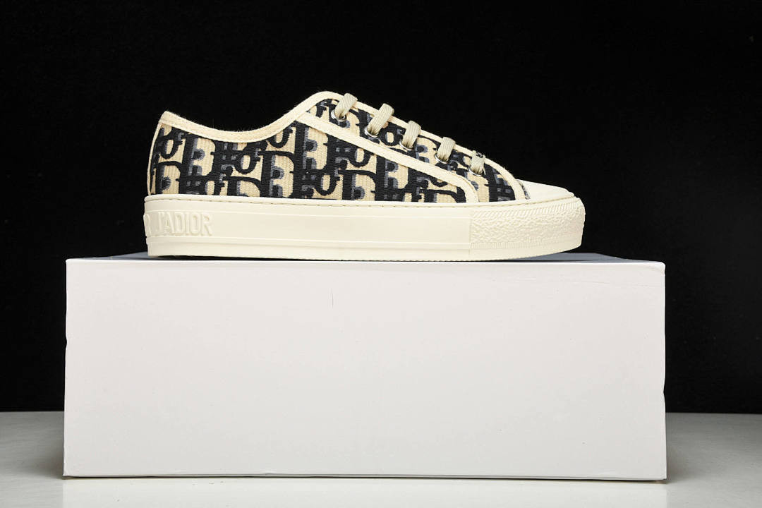 B23 OBLIQUE LOW SNEAKERS