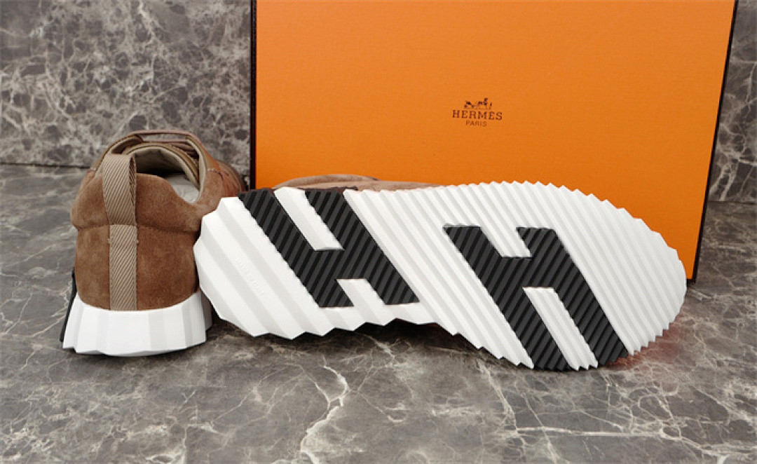 H*ER*MES SNEAKER