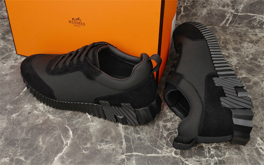 H*ER*MES SNEAKER