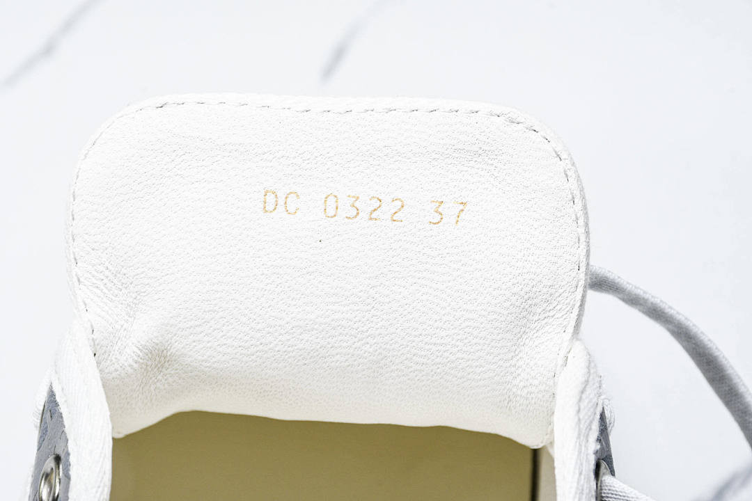 B23 OBLIQUE LOW SNEAKERS