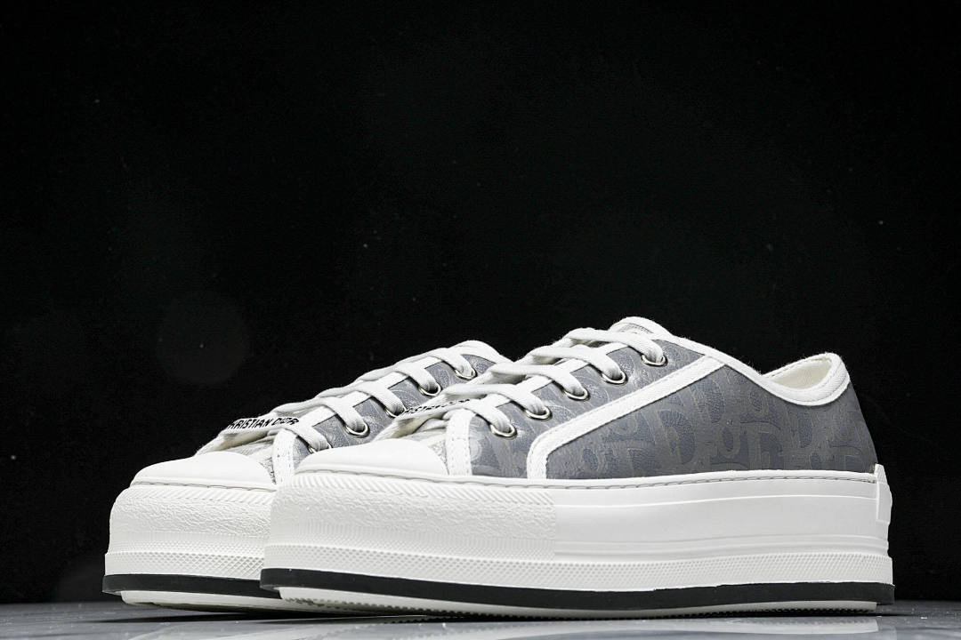 B23 OBLIQUE LOW SNEAKERS