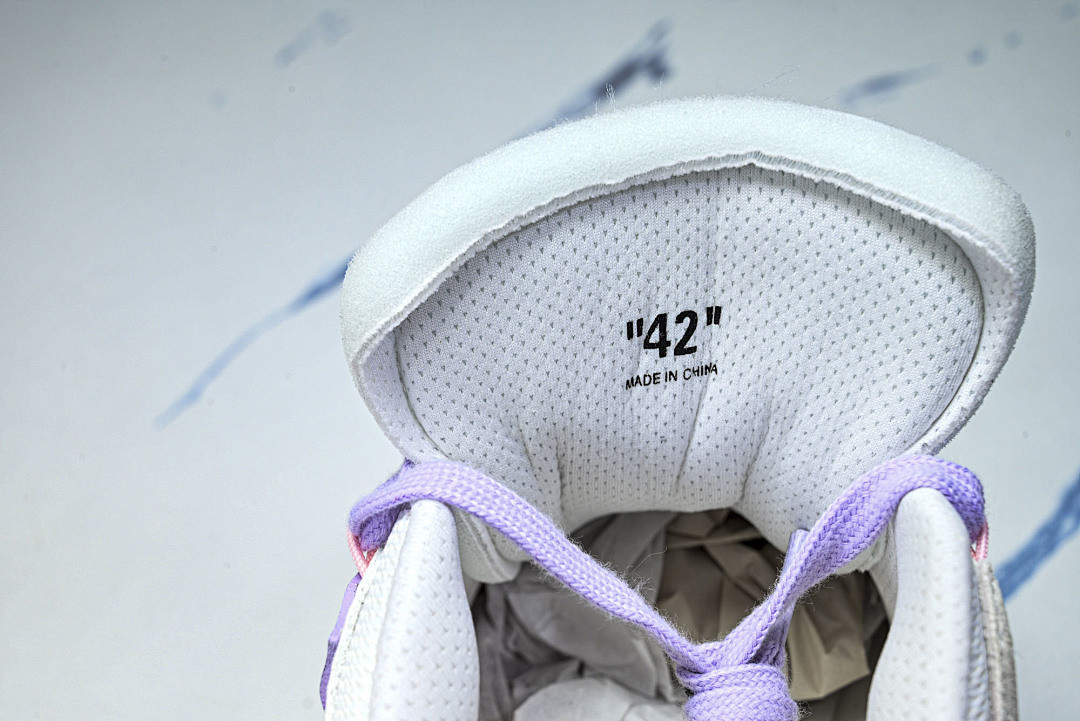 OW C/O ODSY-1000 SPORTS SHOES