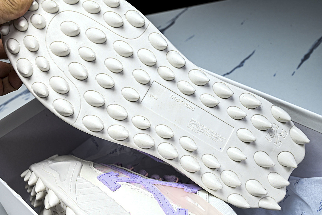 OW C/O ODSY-1000 SPORTS SHOES