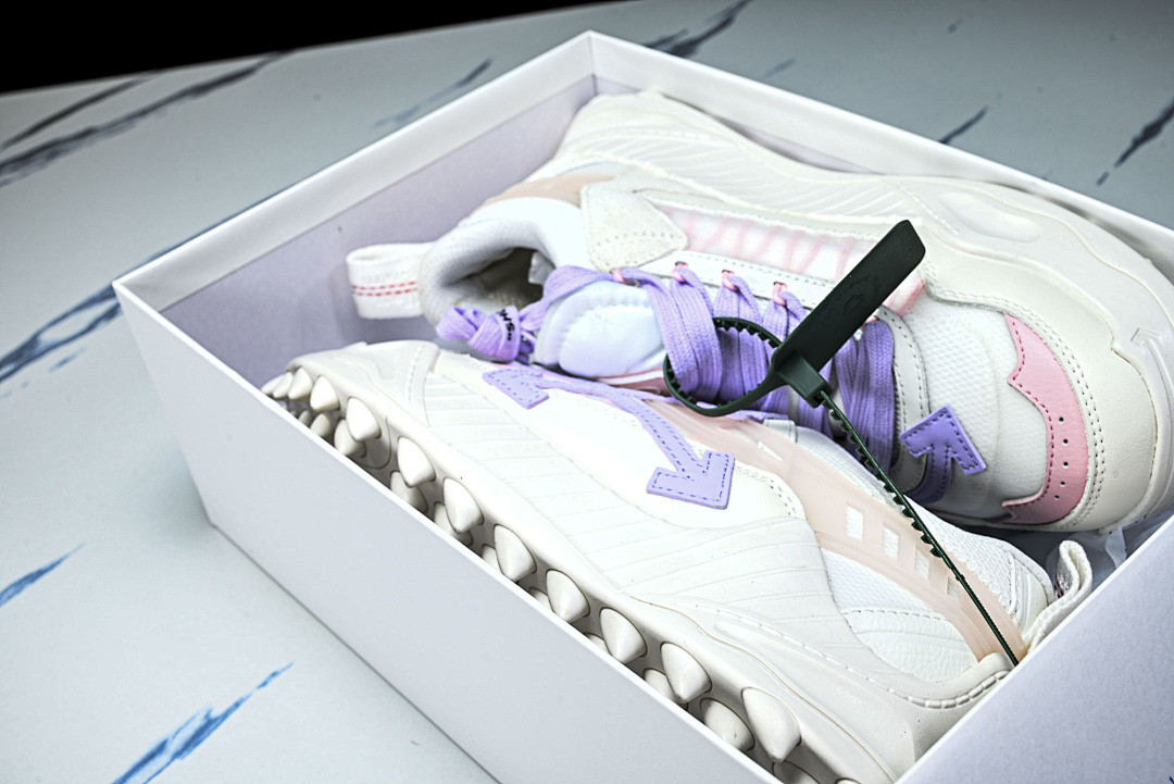 OW C/O ODSY-1000 SPORTS SHOES