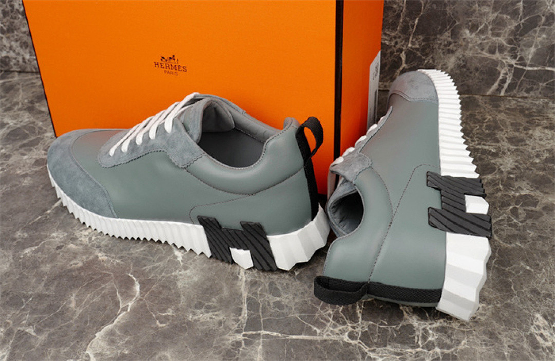 H*ER*MES SNEAKER