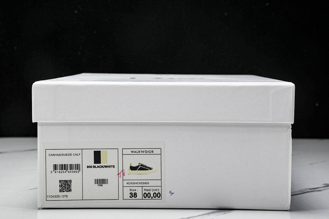 B23 OBLIQUE LOW SNEAKERS