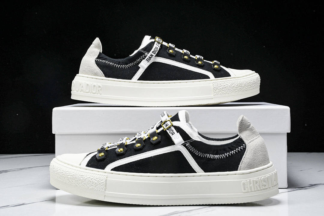 B23 OBLIQUE LOW SNEAKERS