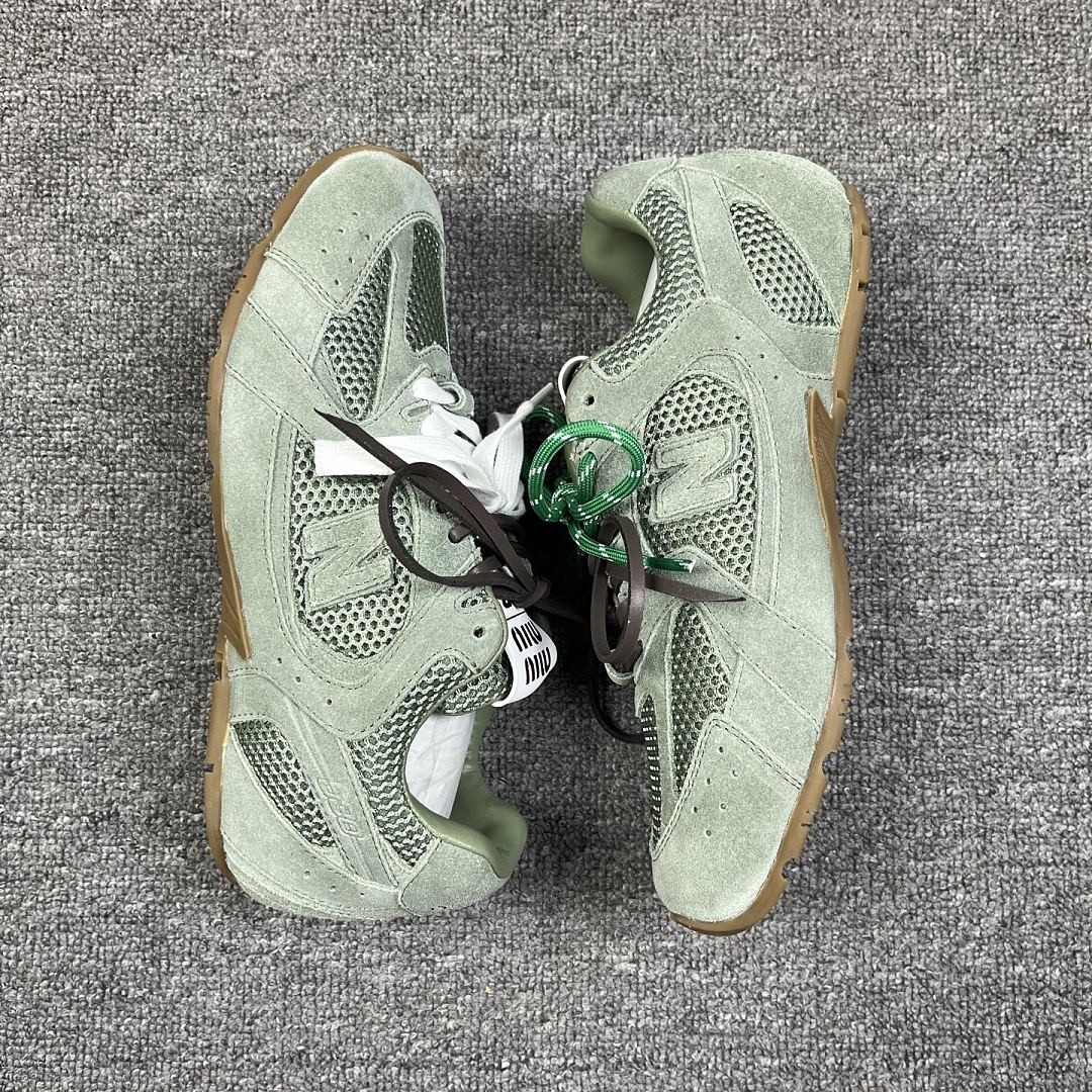 Miu Miu x New Balance 530 Sneakers