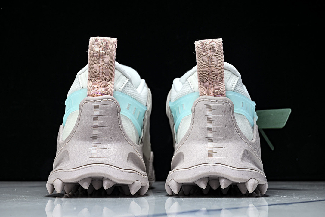 OW C/O ODSY-1000 SPORTS SHOES