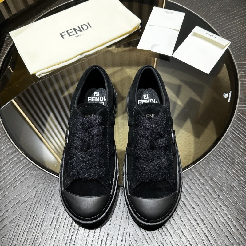F**di SNEAKERS