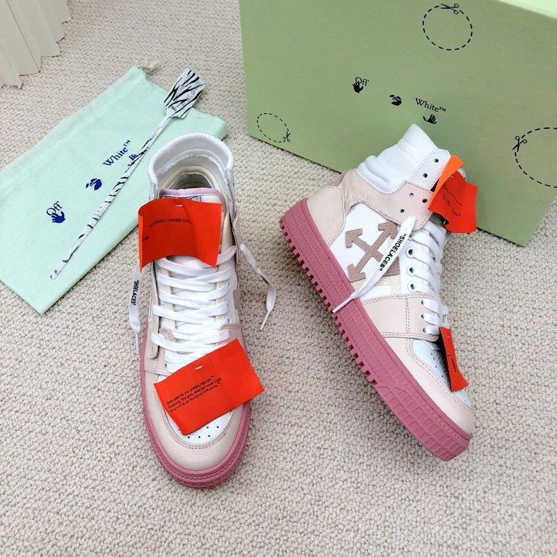 Off-White c/o Virgil Abloh