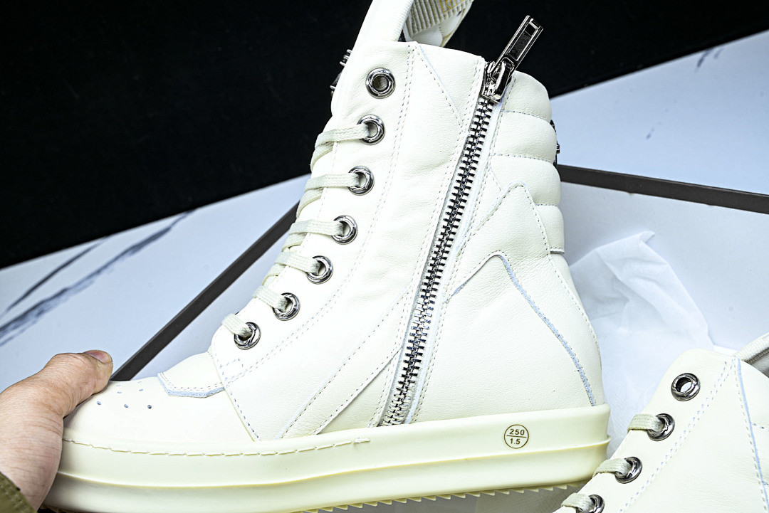 RICK 0WENS SNEAKERS