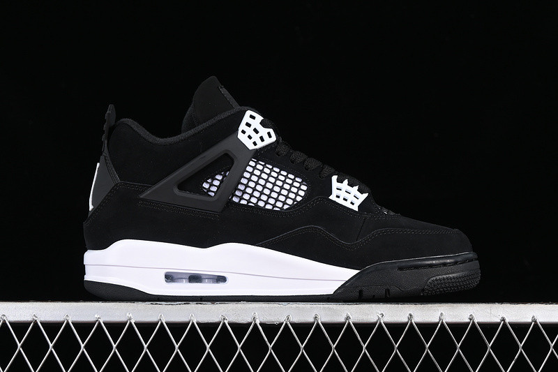 Air Jordan 4 “White Thunder” FQ8138-001