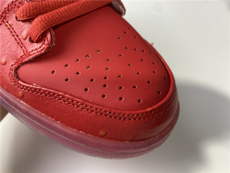 Dunk SB Nike SB Dunk High Strawberry Cough CW7093-600