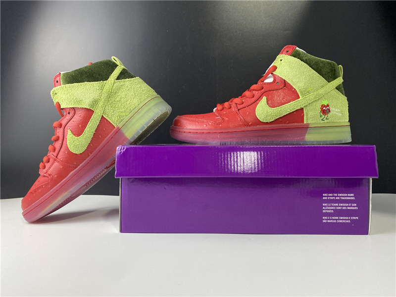 Dunk SB Nike SB Dunk High Strawberry Cough CW7093-600