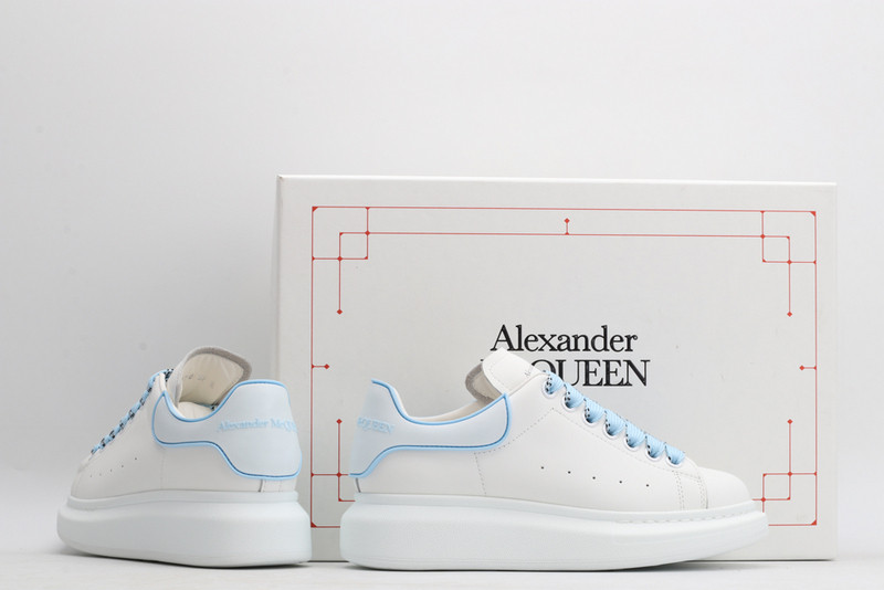 ALEXANDER MCQUEEN SNEAKER
