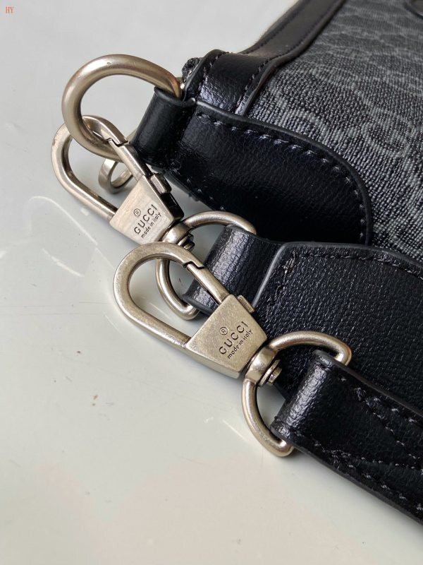G-U-C-C-1 BAGS