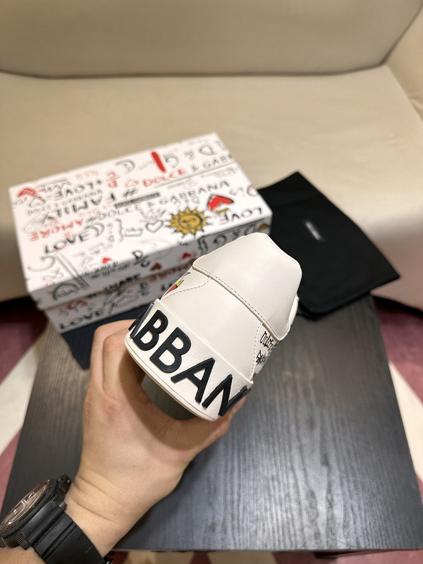 DG SNEAKER