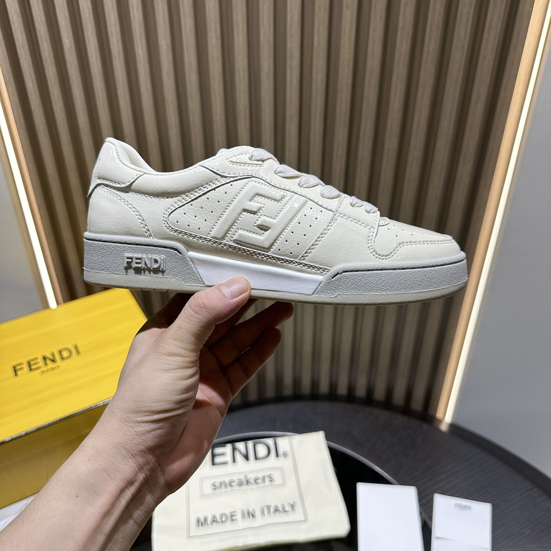 F**di SNEAKERS