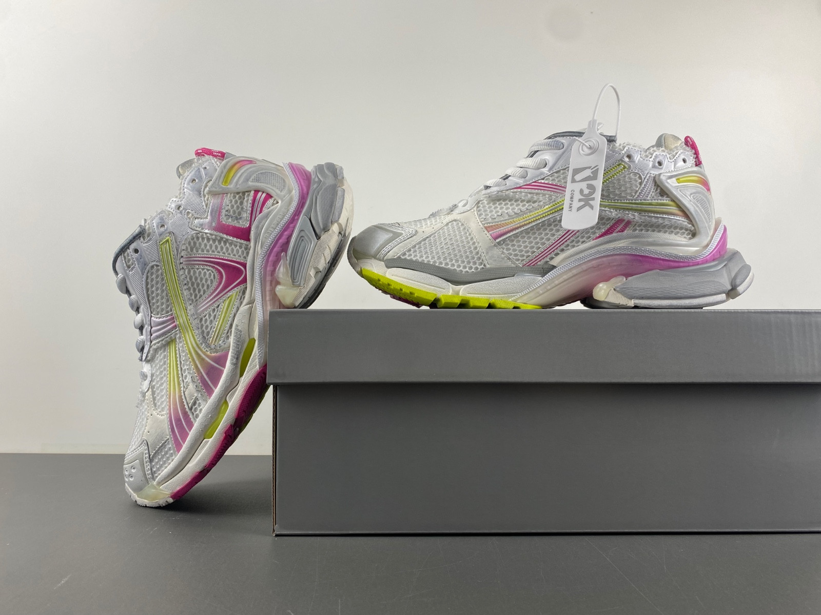 Balenciaga Runner 772767-WRUNG 9517