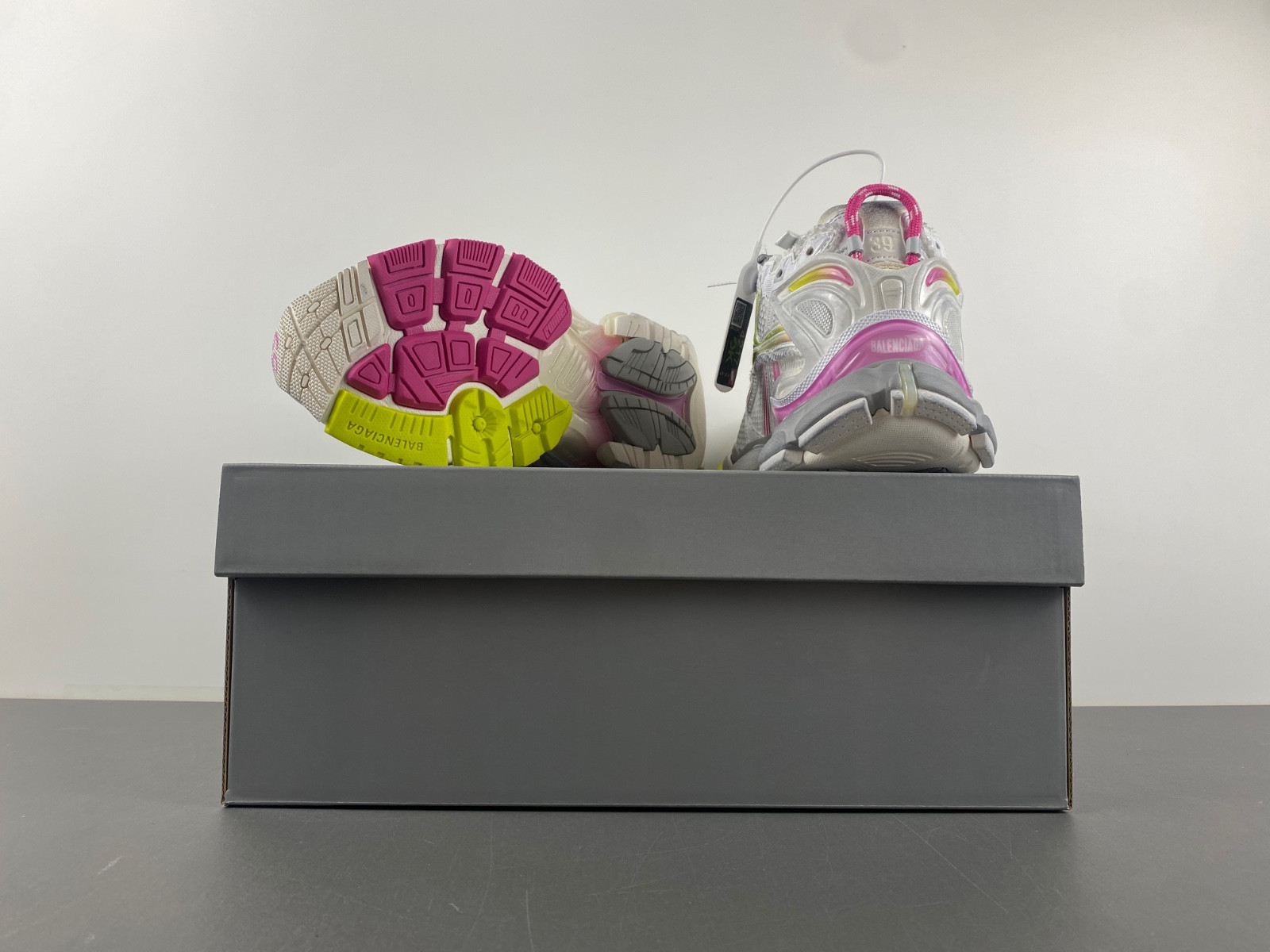 Balenciaga Runner 772767-WRUNG 9517