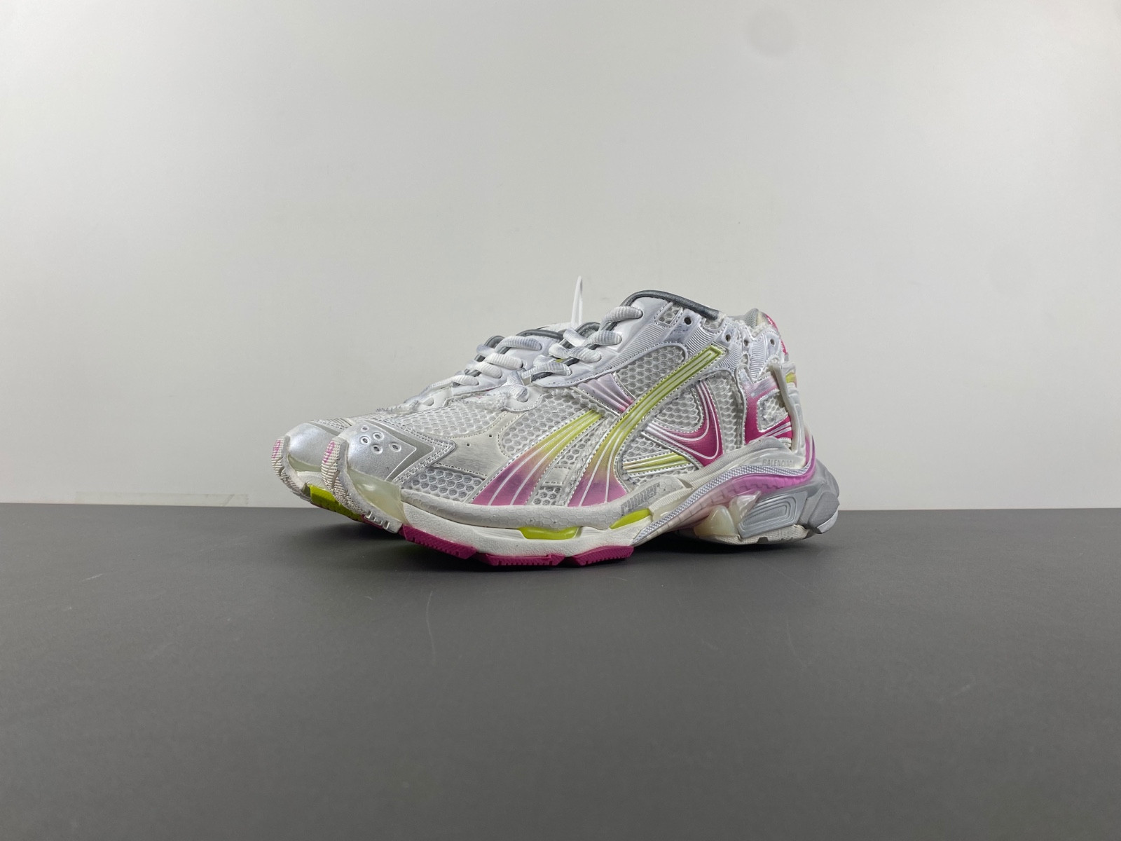 Balenciaga Runner 772767-WRUNG 9517