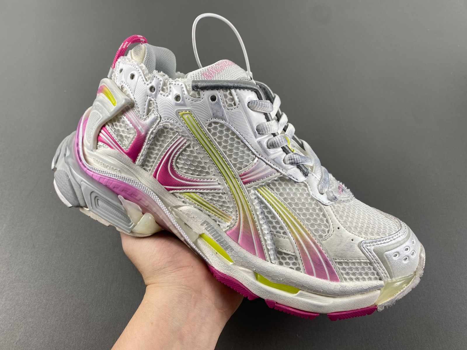 Balenciaga Runner 772767-WRUNG 9517