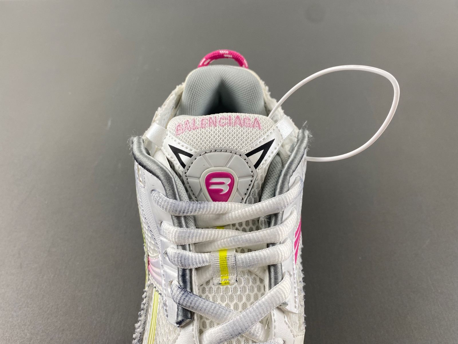 Balenciaga Runner 772767-WRUNG 9517