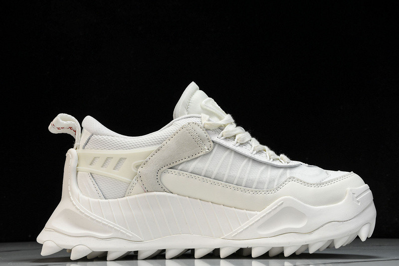 OW C/O ODSY-1000 SPORTS SHOES