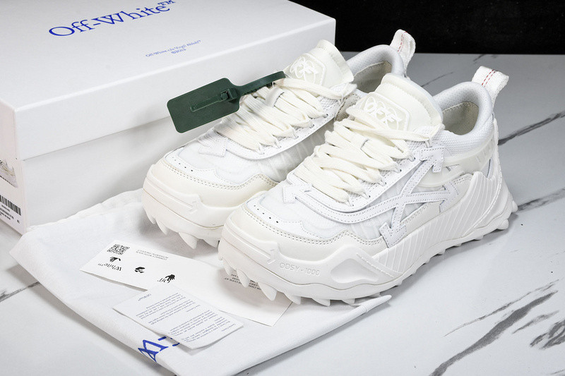 OW C/O ODSY-1000 SPORTS SHOES