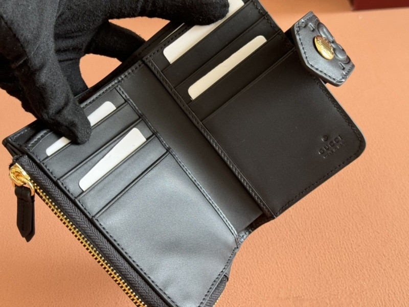 G-U-C-C-1 BAGS