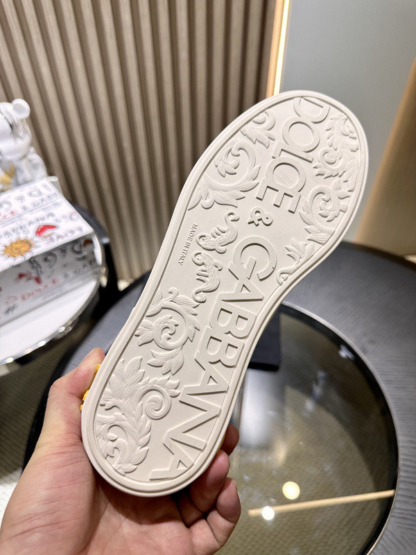 DG SNEAKER