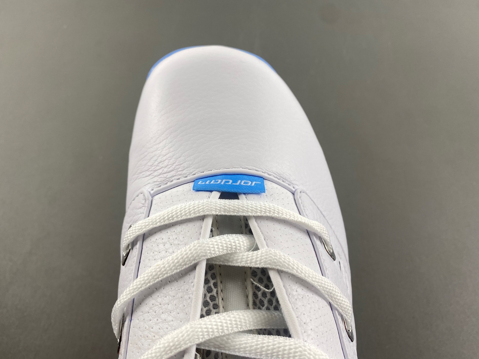 Air Jordan 17 Retro Low SP University Blue FJ0395-101