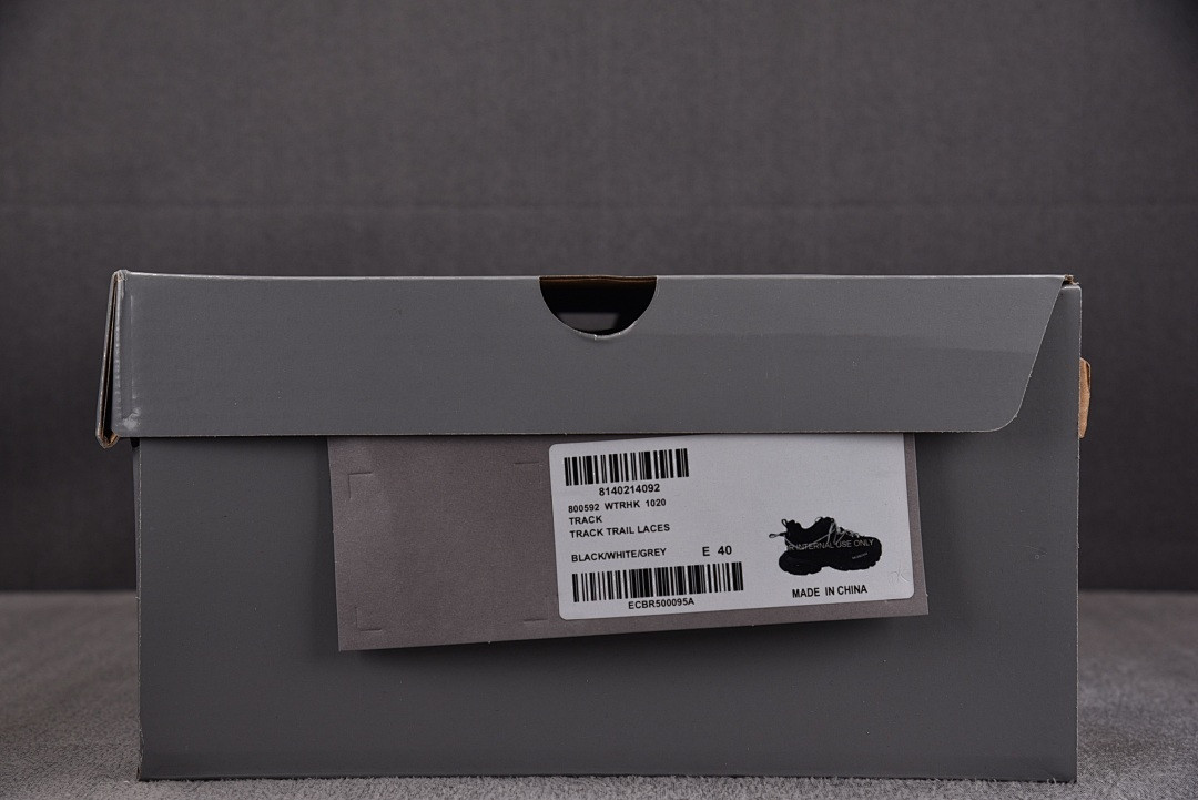 Ba1en*iaga TRACK 800592 WTRHK 1020