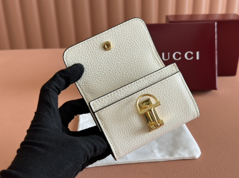 G-U-C-C-1 BAGS