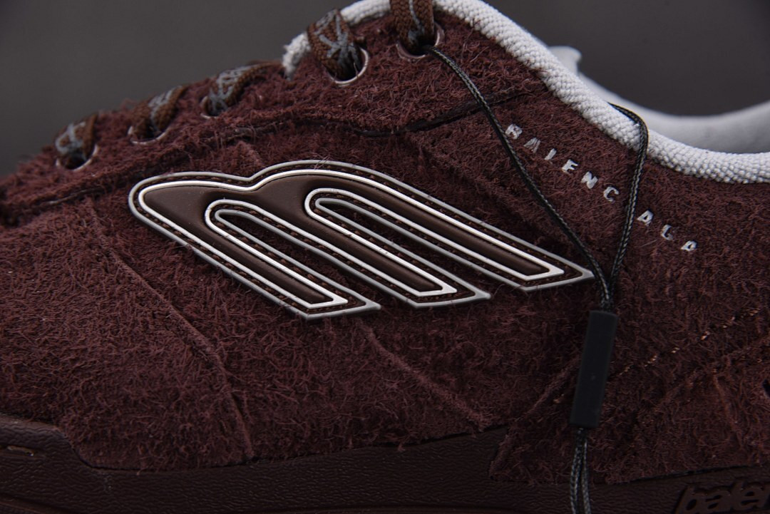 Ba1en*iaga Hamptons Worn-Out
